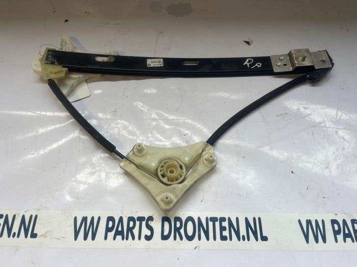 Ruitmechaniek 4Deurs rechts-achter van een Volkswagen T-Roc, Auto-onderdelen, Gebruikt, -, -, -