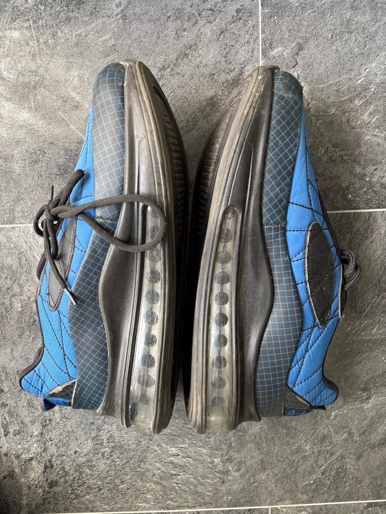 Nike jongensschoenen - Maat 43 - Zo goed als nieuw, Ophalen of Verzenden, Zo goed als nieuw, Sneakers of Gympen