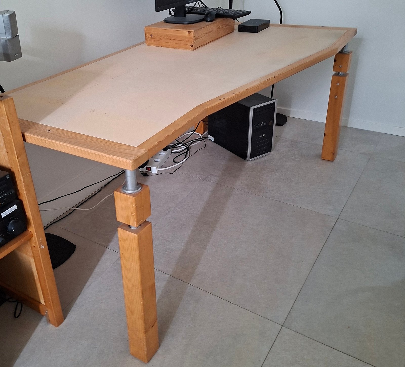 Lundia bureau, Ophalen, Gebruikt