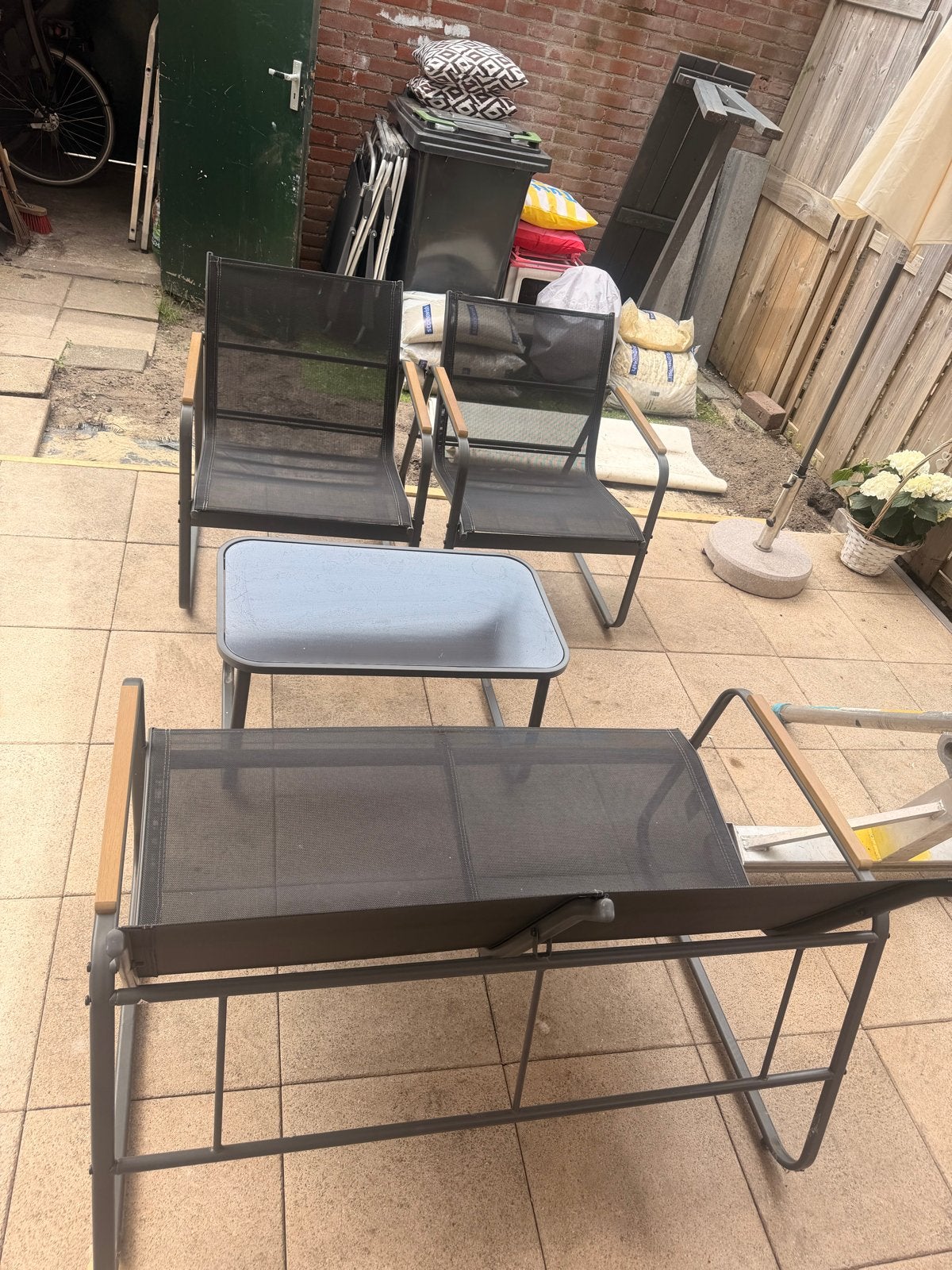 Action Tuinset: 2 stoelen, bankje en bijzettafel, Tuin en Terras, Ophalen, Gebruikt, Overige materialen, 4 zitplaatsen
