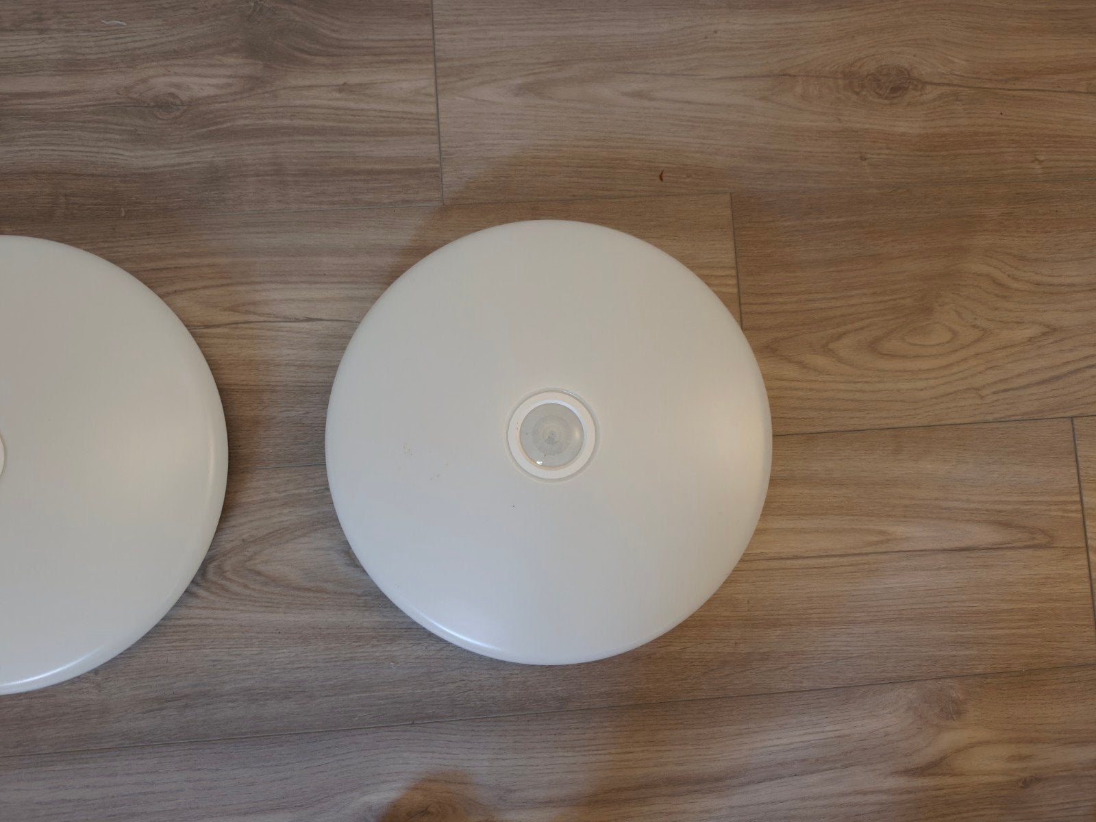 2 Philips sensor plafondlampen, incl. LED, 1 jaar gebruikt, Gebruikt, Inclusief lichtbron, Ophalen of Verzenden, Wit