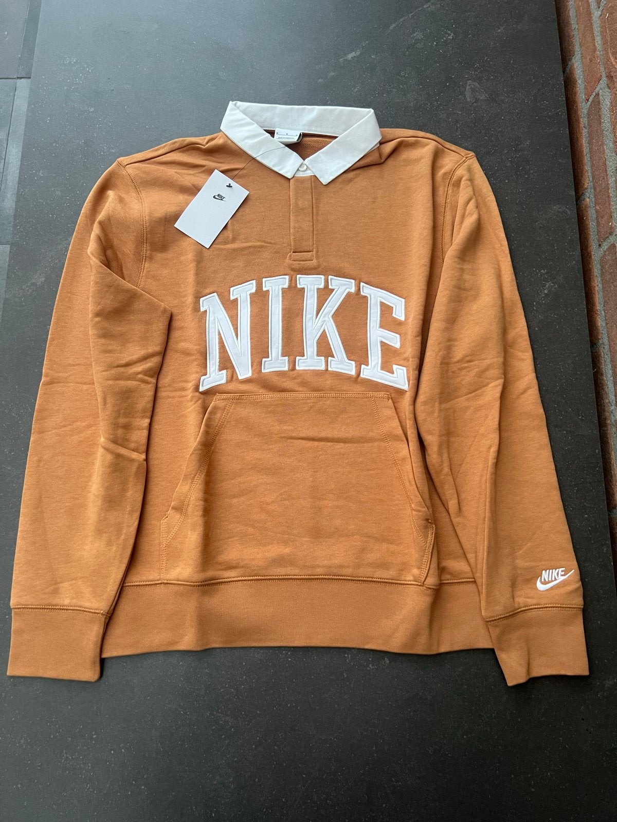 Nike Sportswear Club Fleece Rugby Top - Maat M, Ophalen of Verzenden, Nieuw, Maat 48/50 (M), Bruin