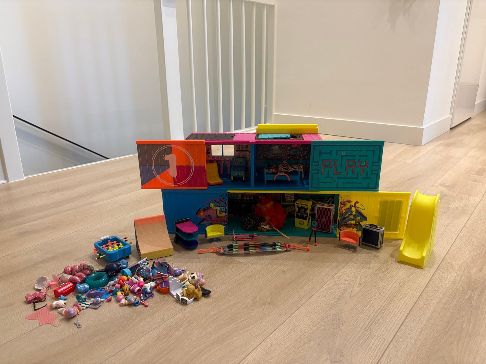 L.O.L. Surprise! Clubhouse  met accessoires, Ophalen of Verzenden, Gebruikt, Meisje