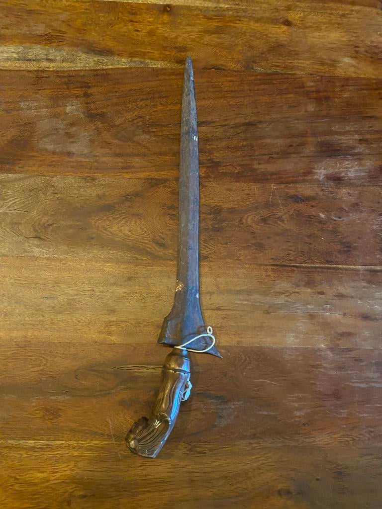 Antieke Indonesische Keris met houtsnijwerk handvat, Antiek en Kunst, Ophalen of Verzenden