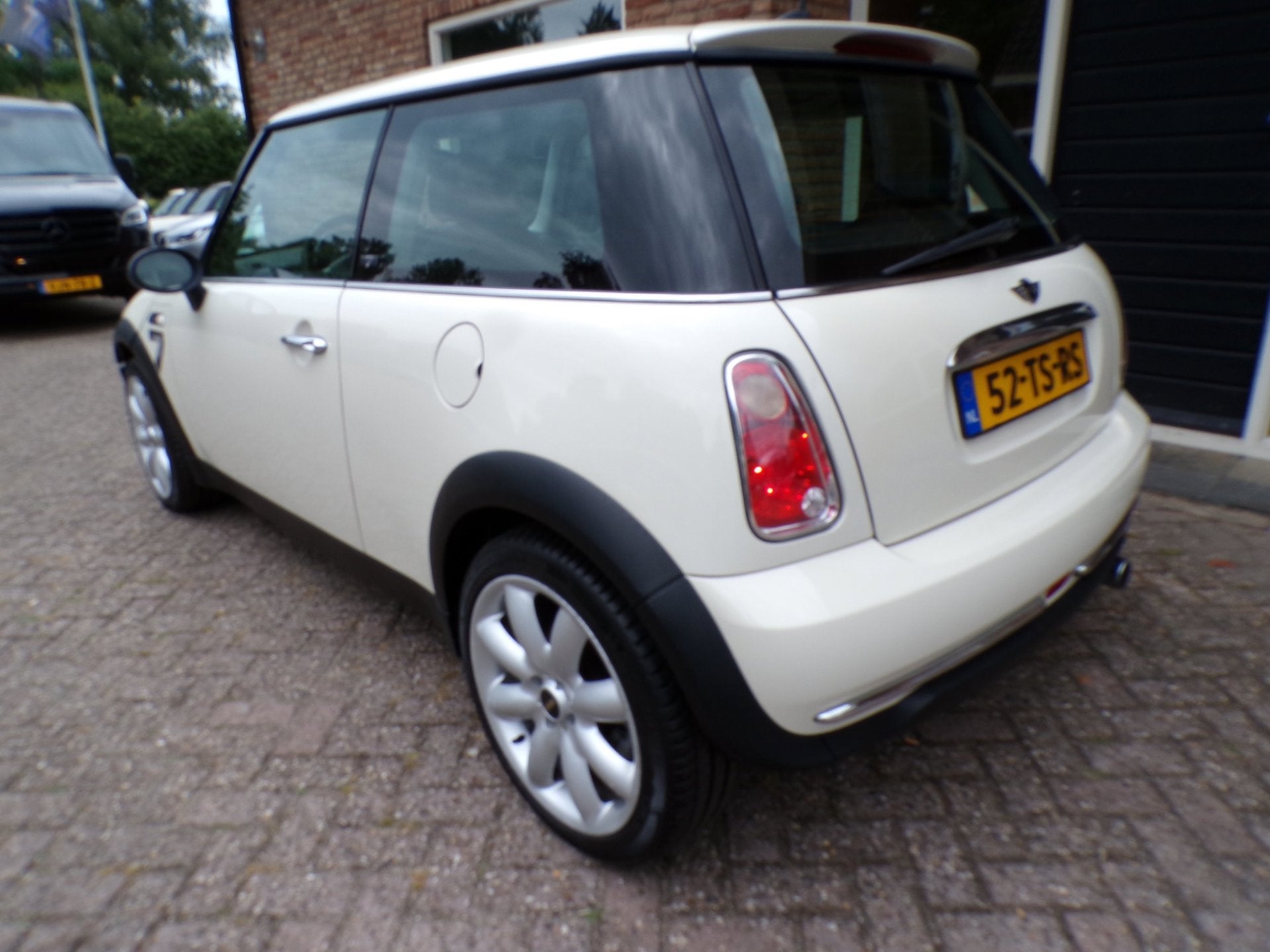 Mini 3-Deurs 1.6 One Seven Panodak, Auto's, Voorwielaandrijving, Dealer onderhouden, Gebruikt, Zwart