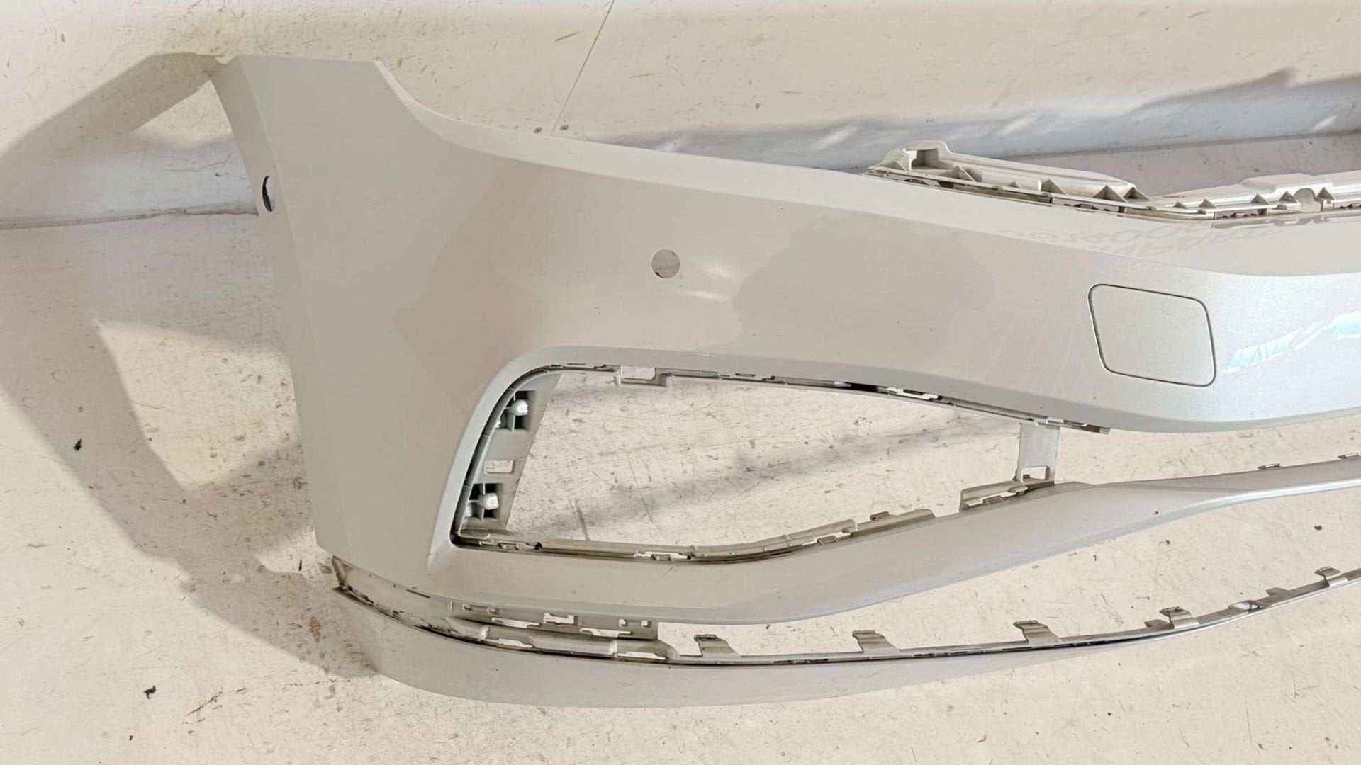 Volkswagen Passat B8 Highline voorbumper 3G0807221F, Gebruikt, Volkswagen AG, Bumper, Berliner Ring 2
38440  Wolfsburg, DE