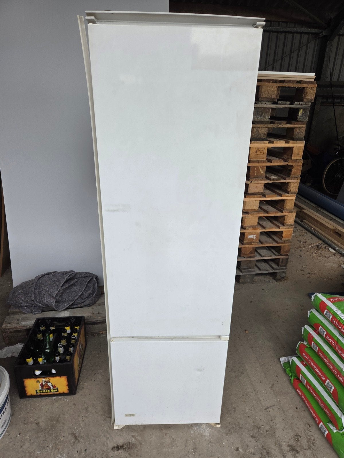 Miele koelkast met vriesvak - Gebruikt maar functioneel, Witgoed en Apparatuur, Ophalen, 150 tot 200 liter, Gebruikt, 60 cm of meer