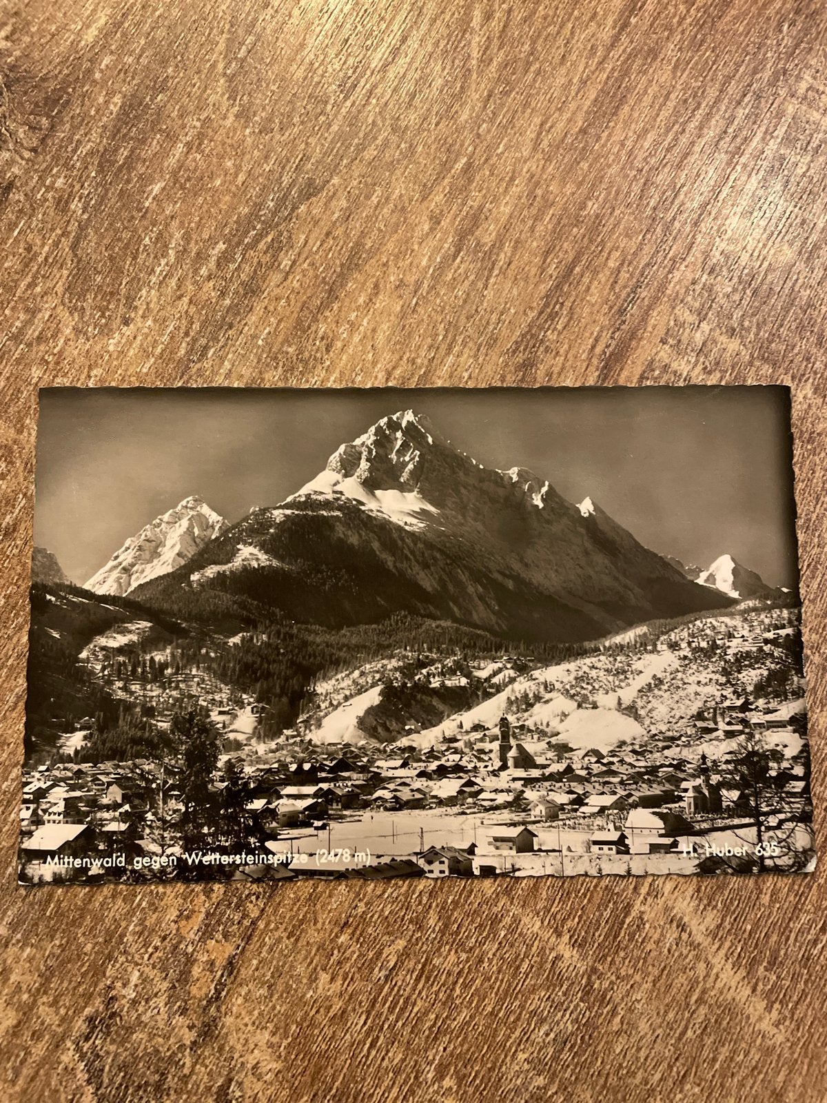 Oude Ansichtkaart Mittenwald tegen Wettersteinspitze (2478 m, Ophalen of Verzenden, 1960 tot 1980, Gelopen, Stad of Dorp