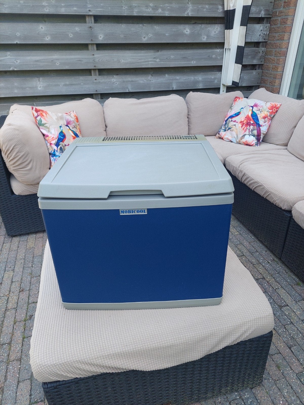 Koelbox Mobicool C40 compressor koel en vries 220V, Ophalen, Zo goed als nieuw, Compressor