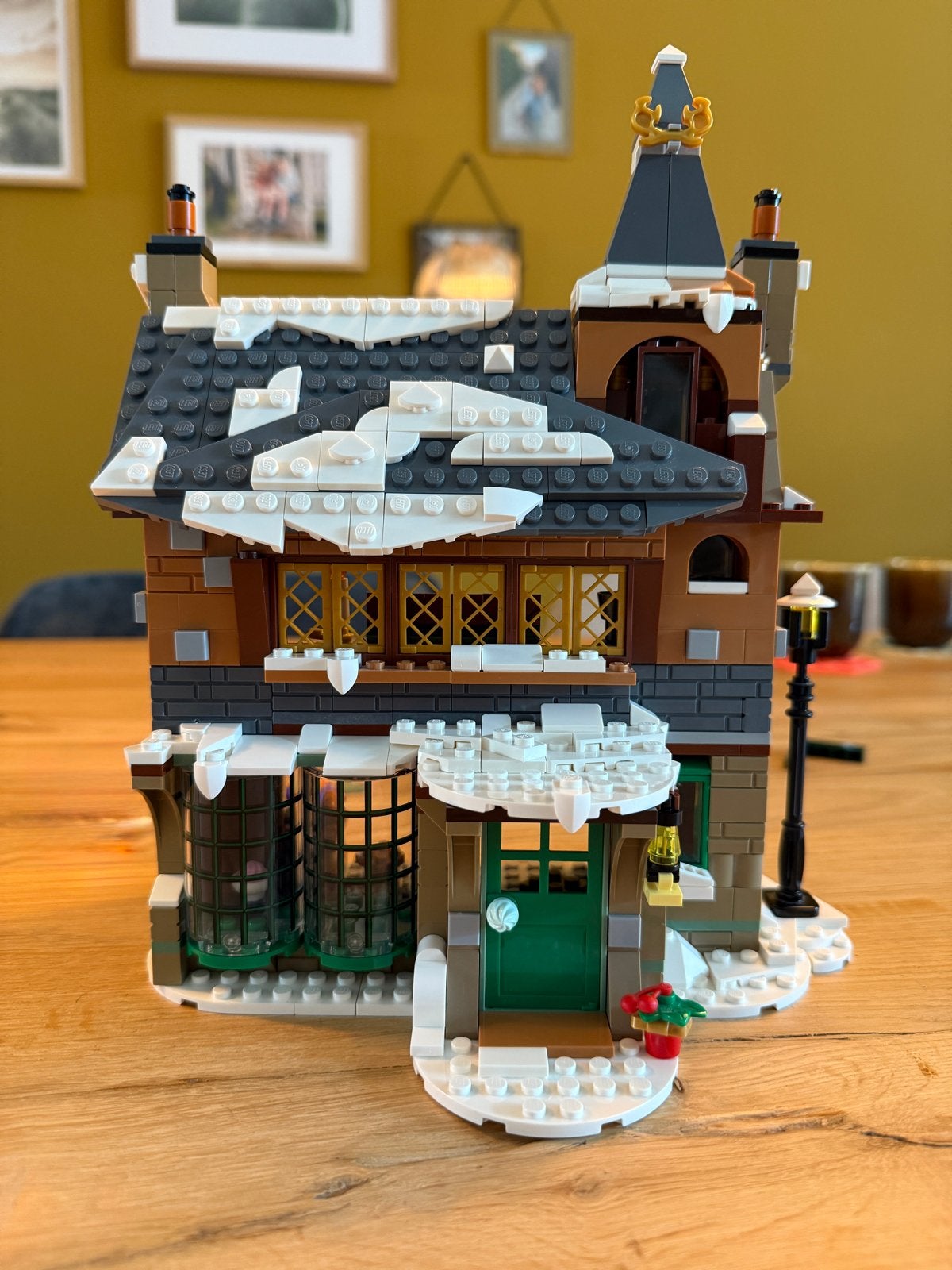 MOC / Alt Build Lego Winter Old Inn, Ophalen of Verzenden, Zo goed als nieuw, Overige merken