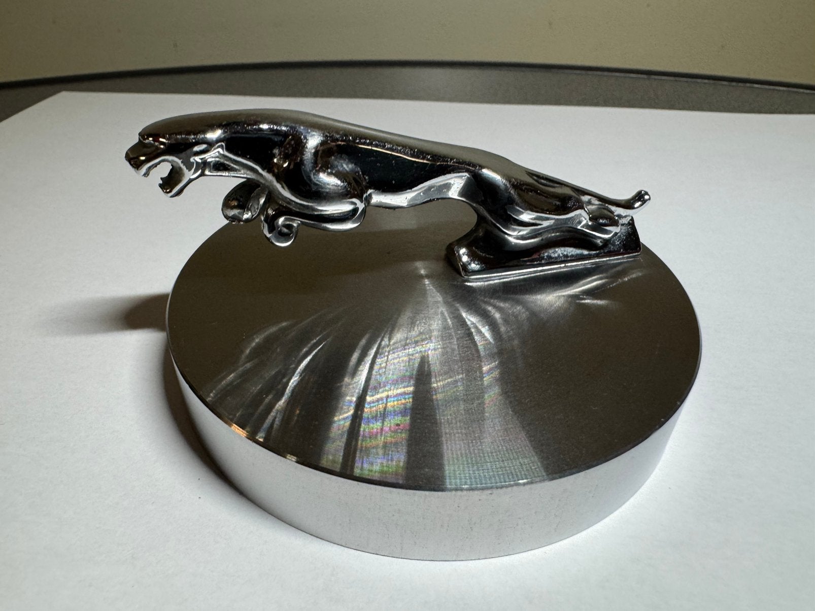Vintage Jaguar Ornament op RVS Voet  / Mascotte Bureau, Reclamebord, Gebruikt, Ornament, Vintage