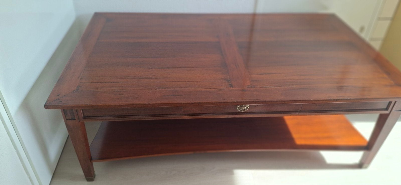 Klassieke salontafel van kersenhout met lade, Ophalen, 50 – 75, Klassiek, Zo goed als nieuw