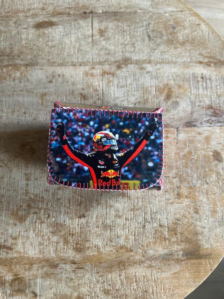 Max Verstappen Red Bull Racing Portemonnee, Verzamelen, Automerken, Motoren en Formule 1, Ophalen of Verzenden, Nieuw, Formule 1