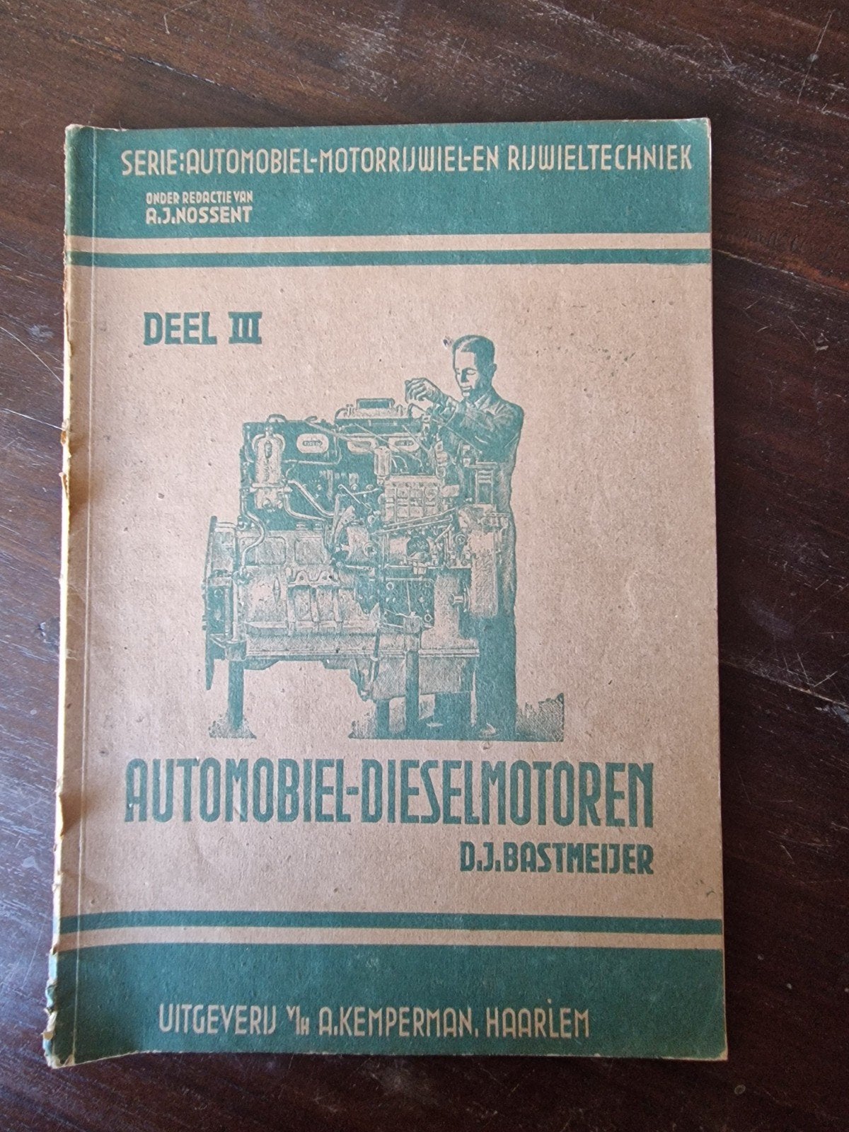 Automobiel-Dieselmotoren - D.J. Bastmeijer (1947), Boeken, Ophalen of Verzenden, Gelezen, Algemeen, D.J. Bastmeijer