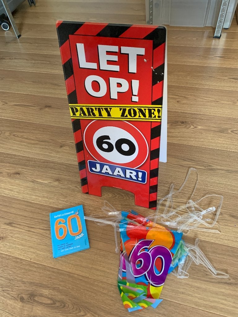 60 jaar verjaardag feestartikelen, Ophalen, Zo goed als nieuw, Versiering, Verjaardag