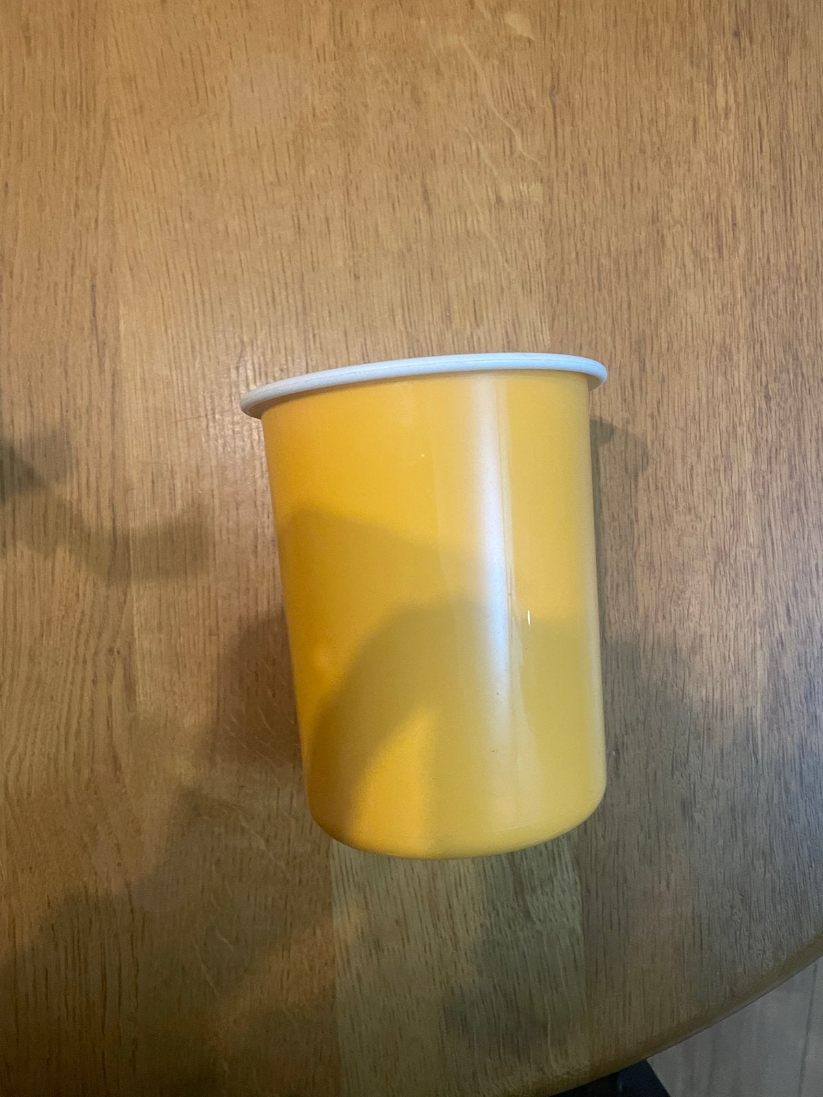 Nieuwe Tupperware voorraad bak - Geel met wit deksel, Ophalen of Verzenden, Nieuw, Geel, Bak of Kom