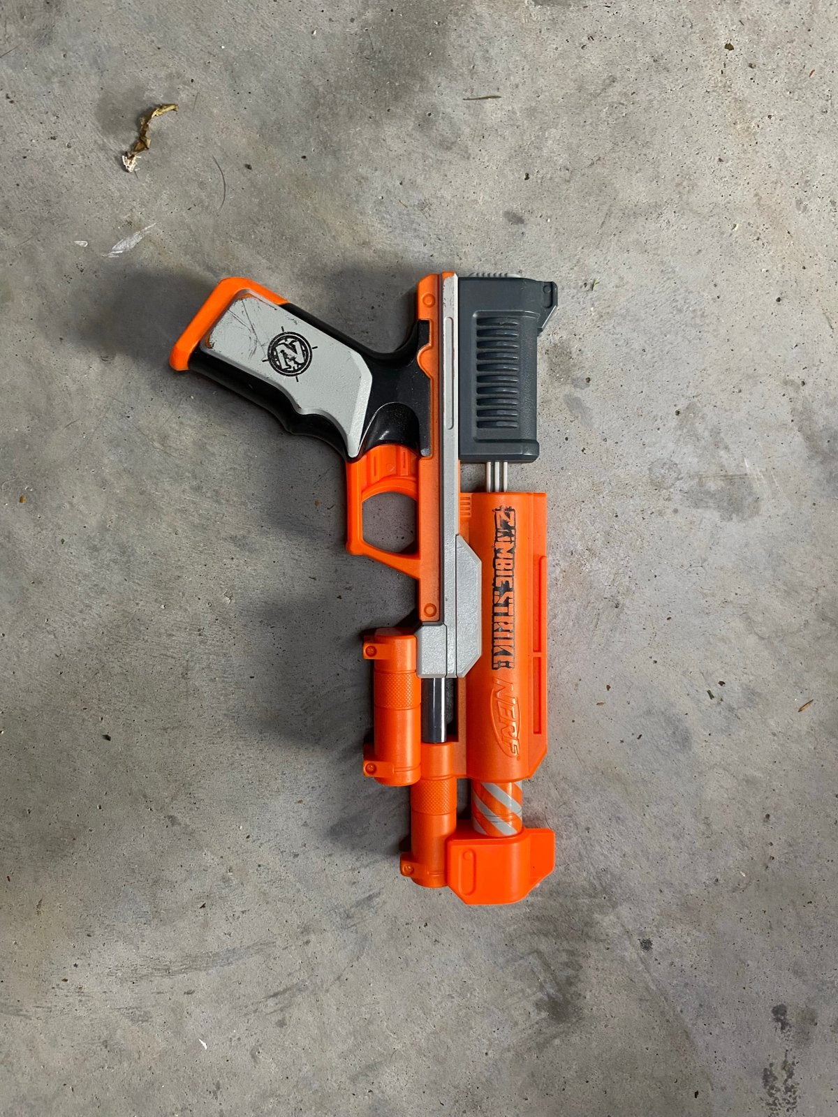 Nerf Zombie Strike Blaster - Gebruikt, Ophalen of Verzenden, Gebruikt, Jongen of Meisje