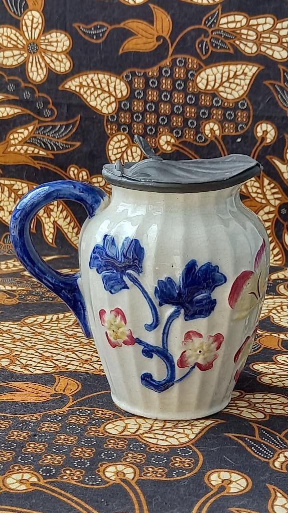 Antieke klepkan uit Engeland van porselein en tin 15 cm., Ophalen of Verzenden