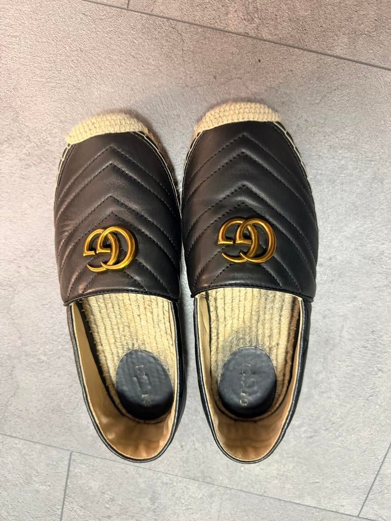 Gucci loafers instappers maat 40 zwart, Kleding | Dames, Schoenen, Ophalen of Verzenden, Zo goed als nieuw, Zwart, Instappers