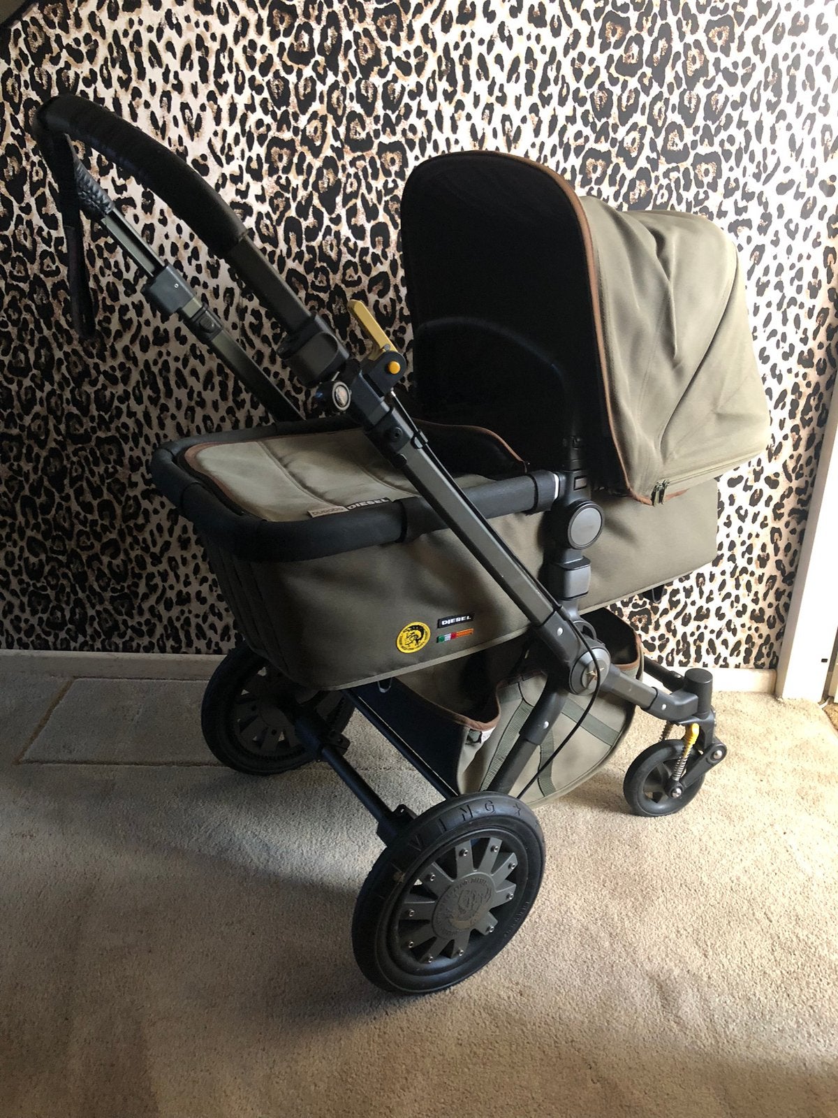 Bugaboo Cameleon 3 Diesel Limited Edition (3-in-1), Ophalen, Bugaboo, Combiwagen, Verstelbare duwstang