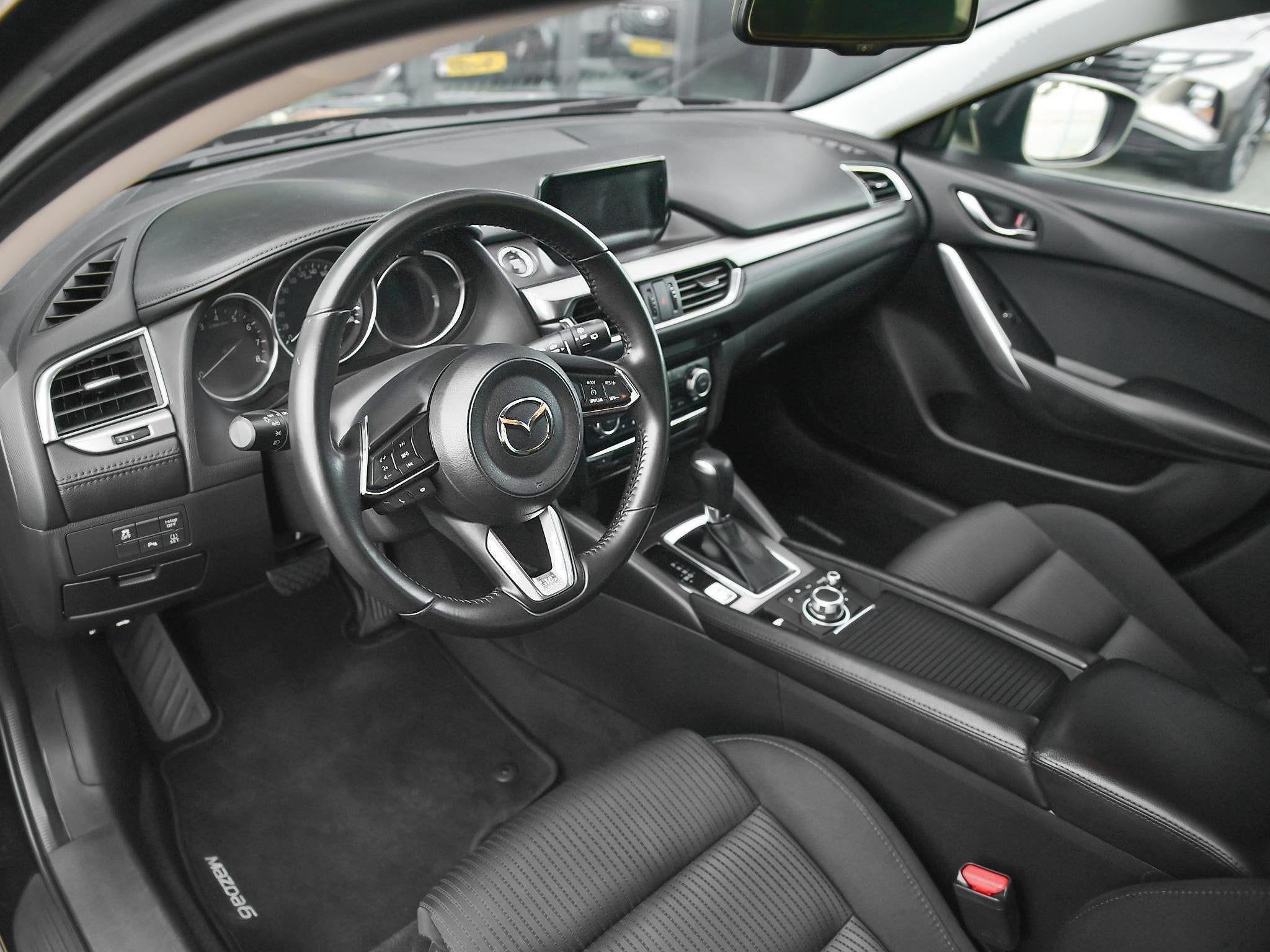 Mazda 6 Sportbreak 2.0 SkyActiv-G 165 Skylease+ Trekhaak Nav, Auto's, 1998 cc, Stof, Gebruikt, 4 cilinders