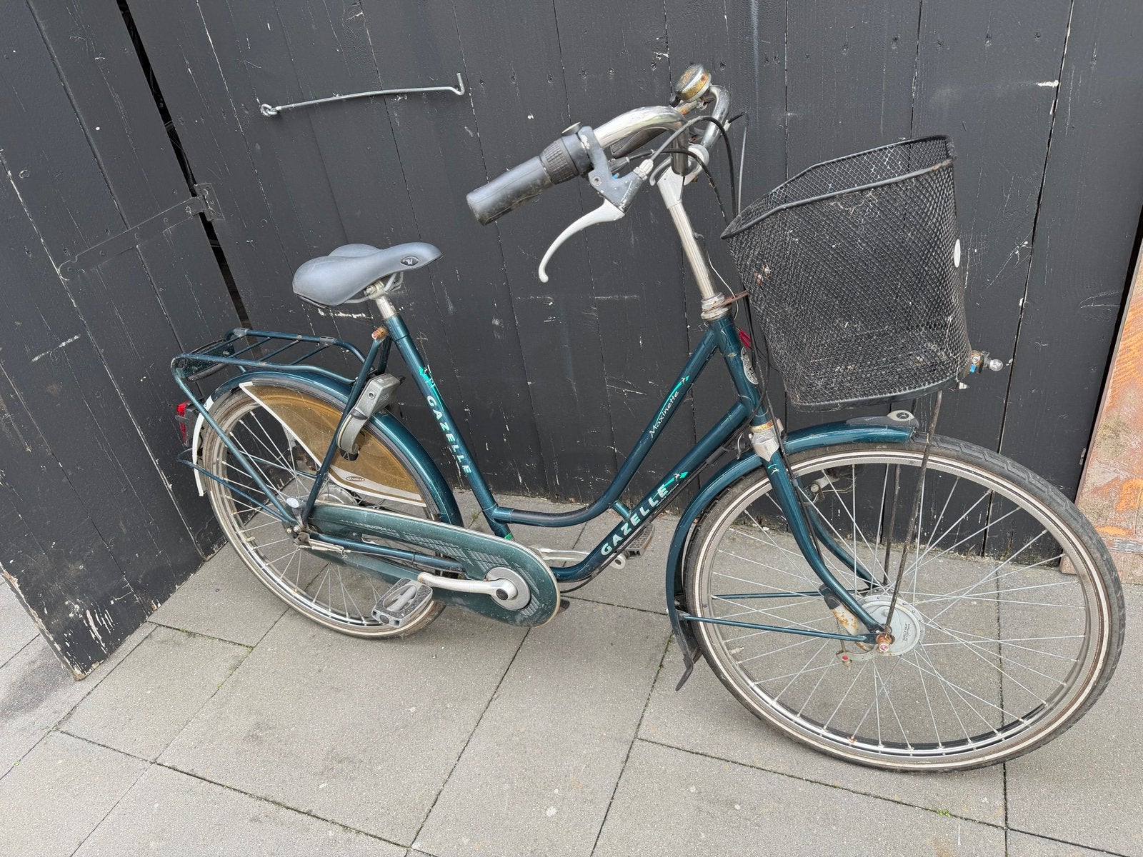 26 inch dames/meisjesfiets met 3 versnellingen, Gebruikt, Velgrem, Handrem, Ophalen