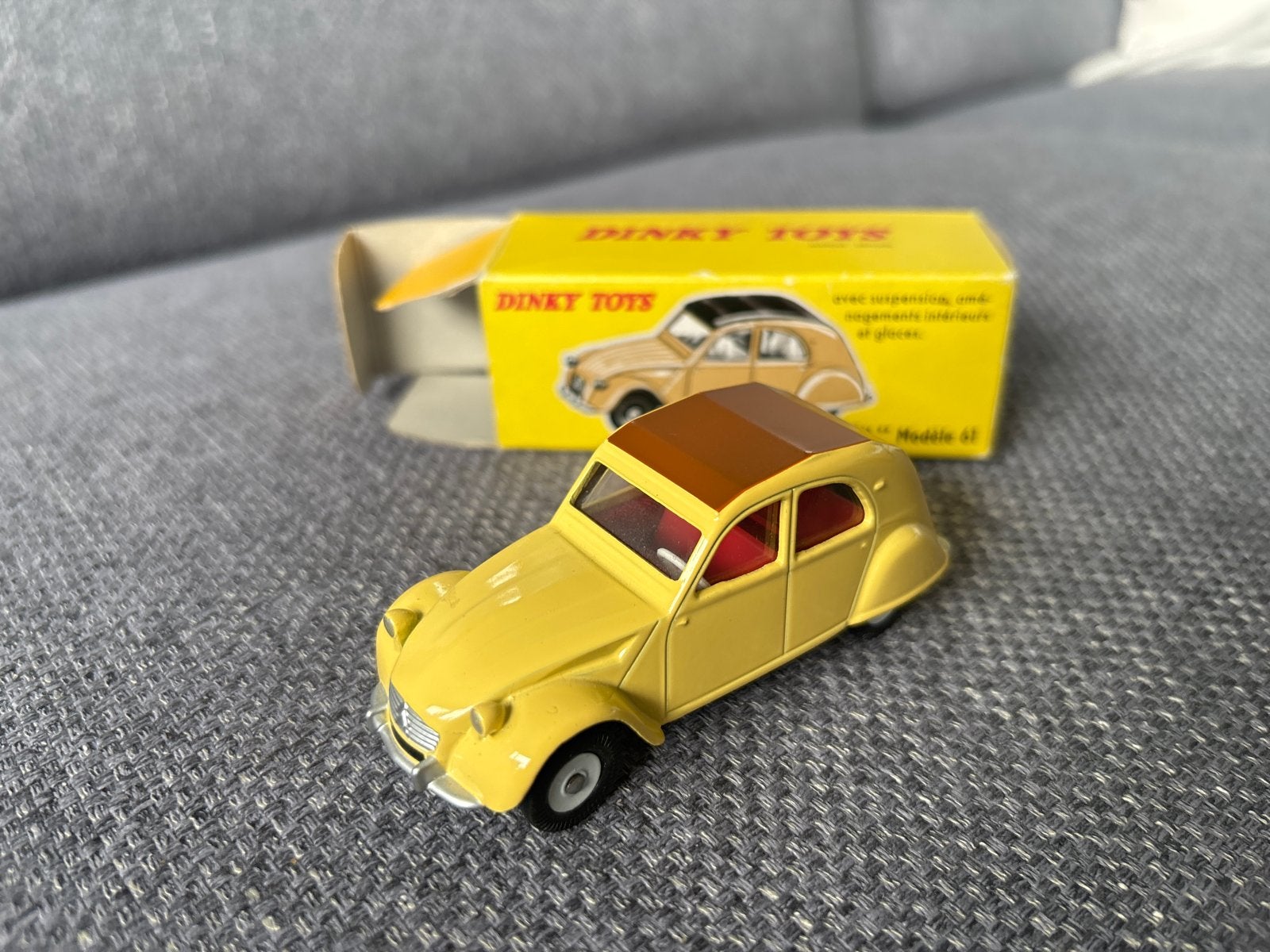 Dinky Toys 558 2 CV Citroën Model 61 - Zo goed als nieuw, Ophalen of Verzenden, Zo goed als nieuw