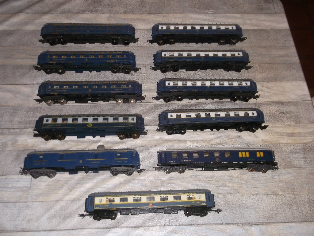11 wagon-lits wagons, Hobby en Vrije tijd, Modeltreinen | H0, Gebruikt, Gelijkstroom, Wagon, Ophalen of Verzenden