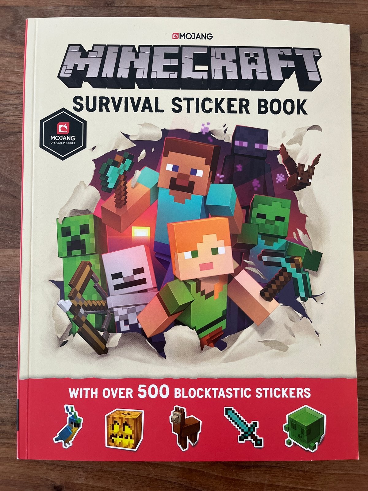 Minecraft Survival Sticker Book - Meer dan 500 stickers!, Boeken, Ophalen of Verzenden, Zo goed als nieuw, Non-fictie