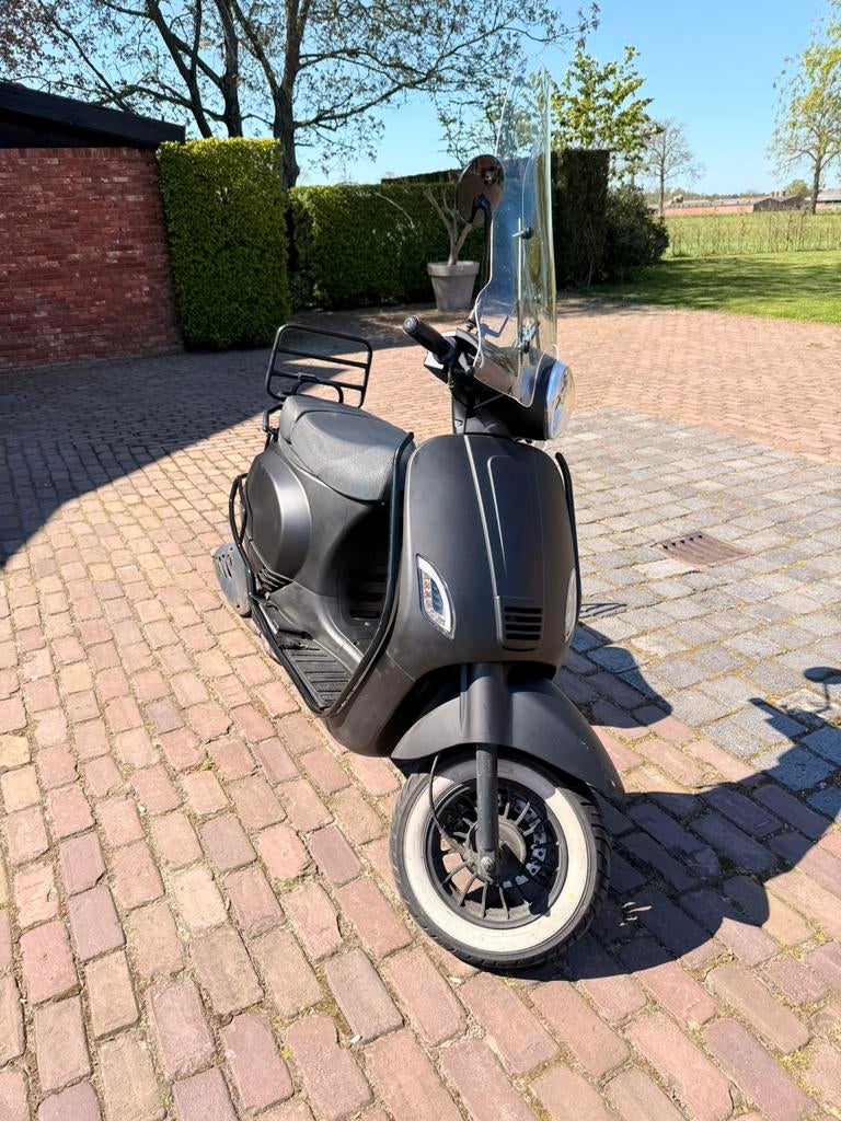 Riva Luxury snor, Fietsen en Brommers, Snorfietsen en Snorscooters, Ophalen of Verzenden, Zo goed als nieuw, Benzine, Overige merken