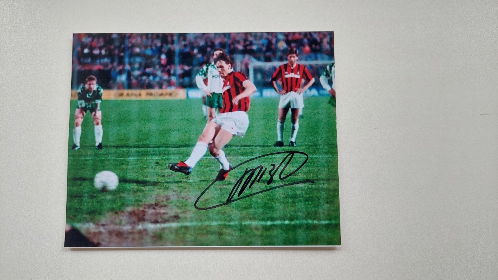 Gesigneerde foto Marco van Basten AC Milan, Verzenden, Zo goed als nieuw, Buitenlandse clubs, Overige typen