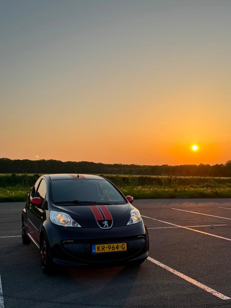 Peugeot 107 1.0 12V 3DR 2007 Zwart, Voorwielaandrijving, Stof, 765 kg, 4 stoelen