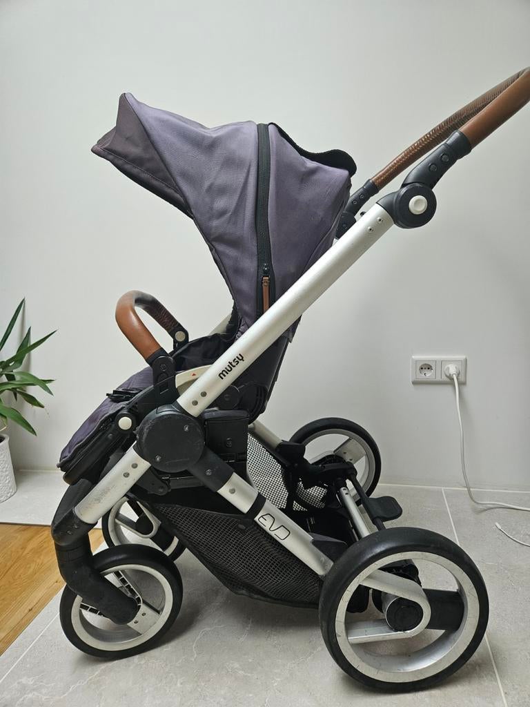 Mutsy Evo kinderwagen met Maxi-Cosi en adapters, Ophalen, Gebruikt, Combiwagen, Verstelbare duwstang