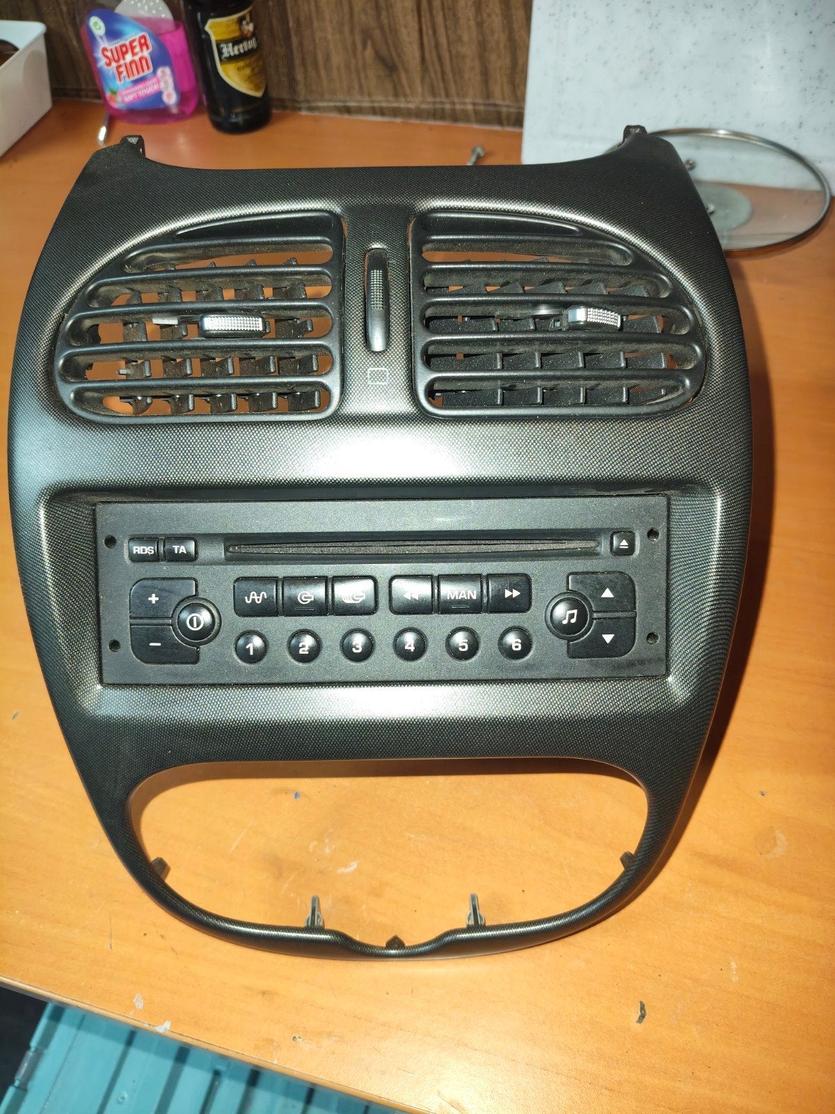 Peugeot 206 rc radio paneel met ventilatieroosters, Ophalen of Verzenden, Gebruikt