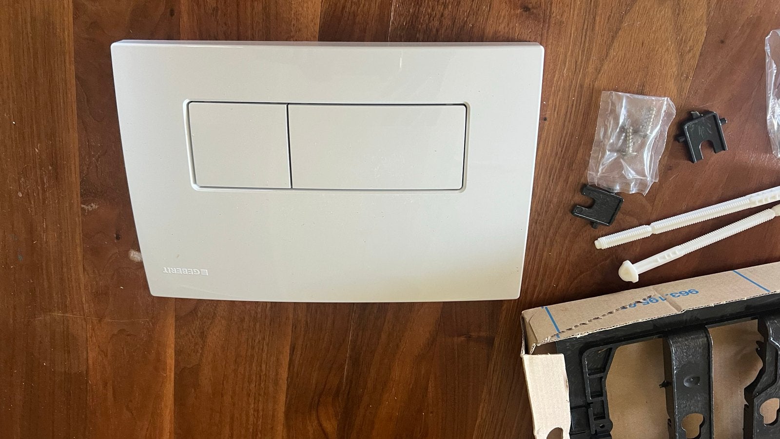 Geberit Delta 51 bedieningspaneel wit voor inbouwreservoir, Ophalen of Verzenden, Nieuw, Toilet