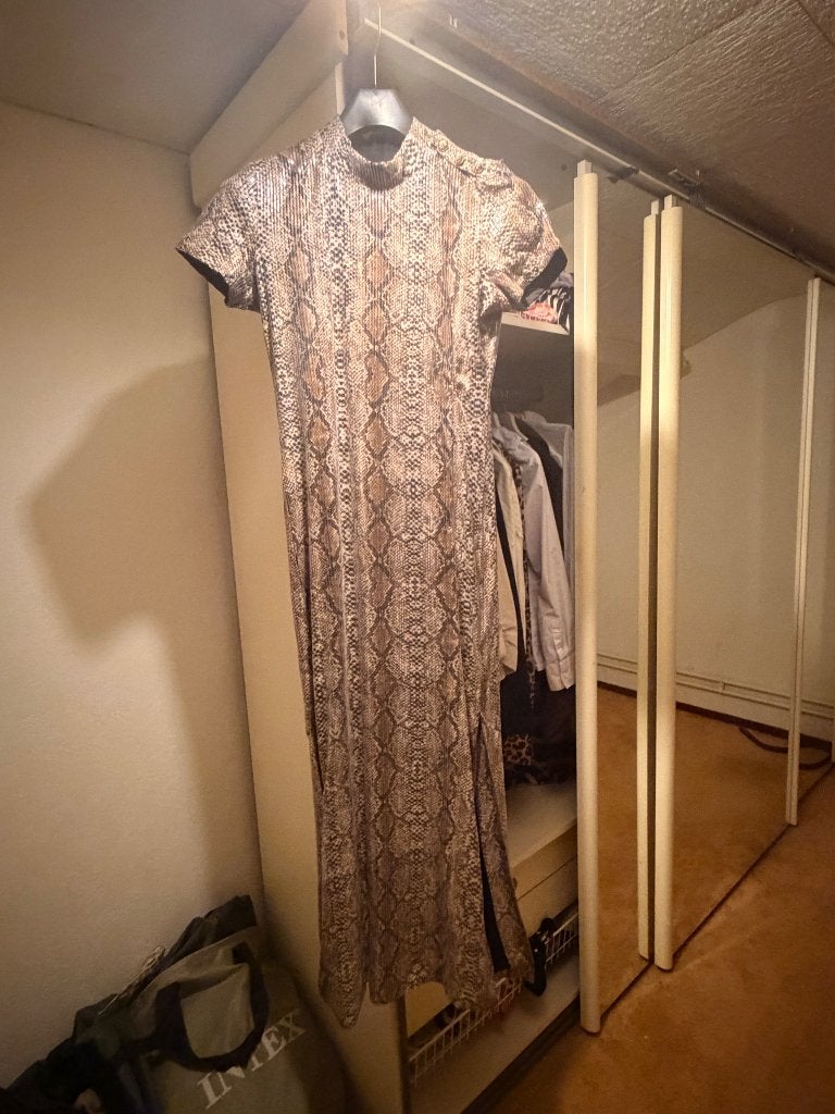NIKKIE jurk maat 40, Kleding | Dames, Maat 38/40 (M), Zwart, Nieuw, Ophalen of Verzenden