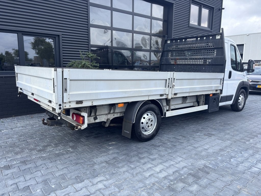 Fiat Ducato 35H 2.3 MJ L4H1 LAADBAK/EURO6/AIRCO/NAVI/GOED ON, Auto's, 15 km/l, Gebruikt, Euro 6, 150 pk