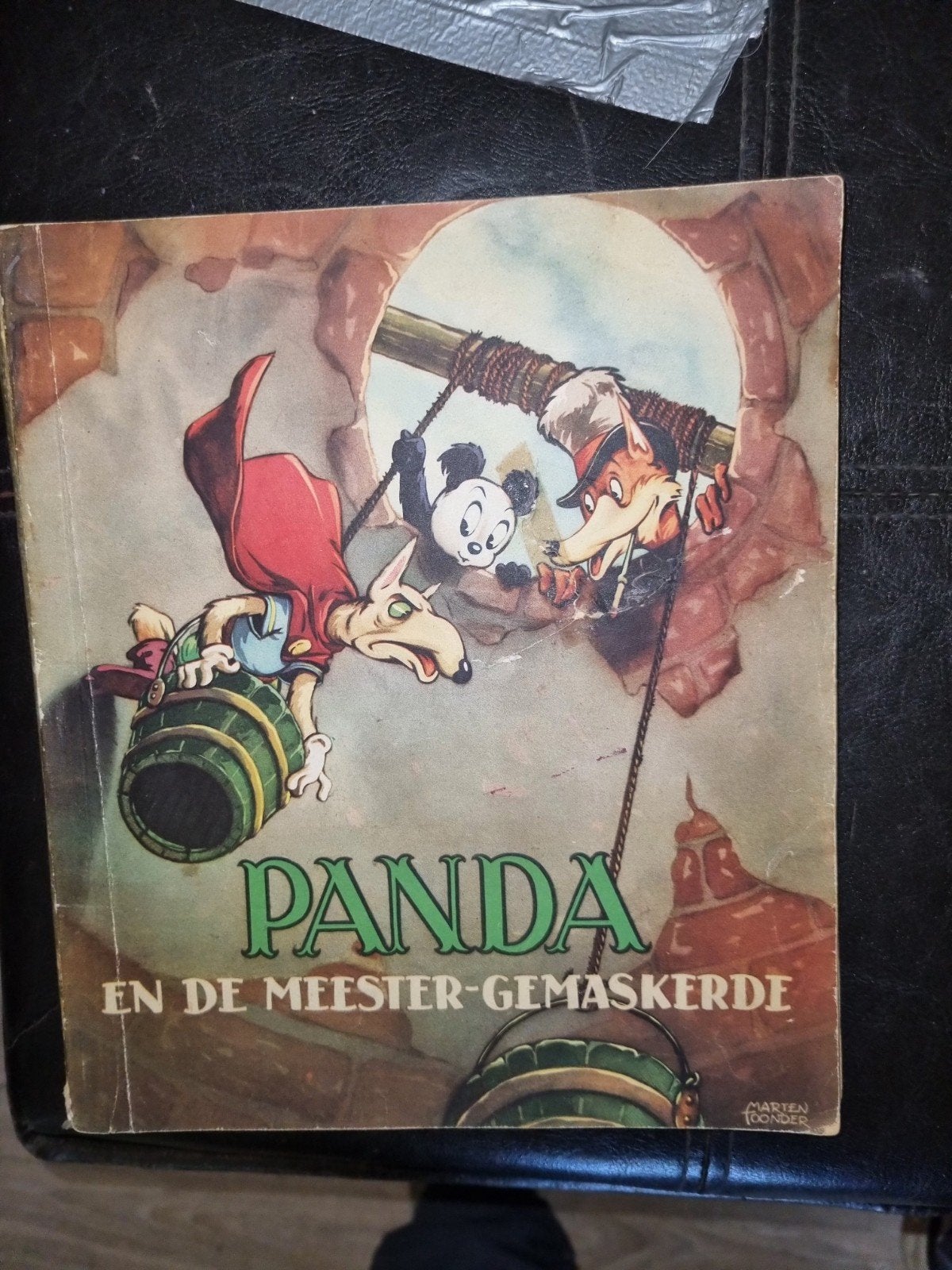Panda en de Meester-Gemaskerde - Marten Toonder stripboek, Boeken, Stripboeken, Ophalen of Verzenden