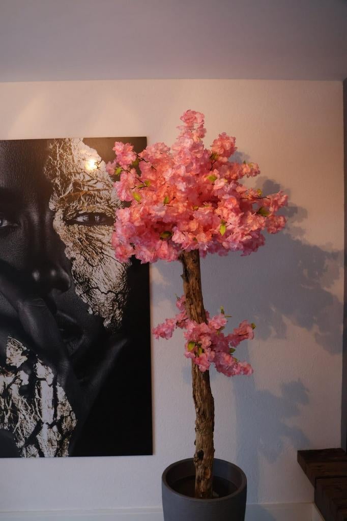 Mooie echte oude stam vol mooie kunstbloemen, Ophalen of Verzenden, Nieuw