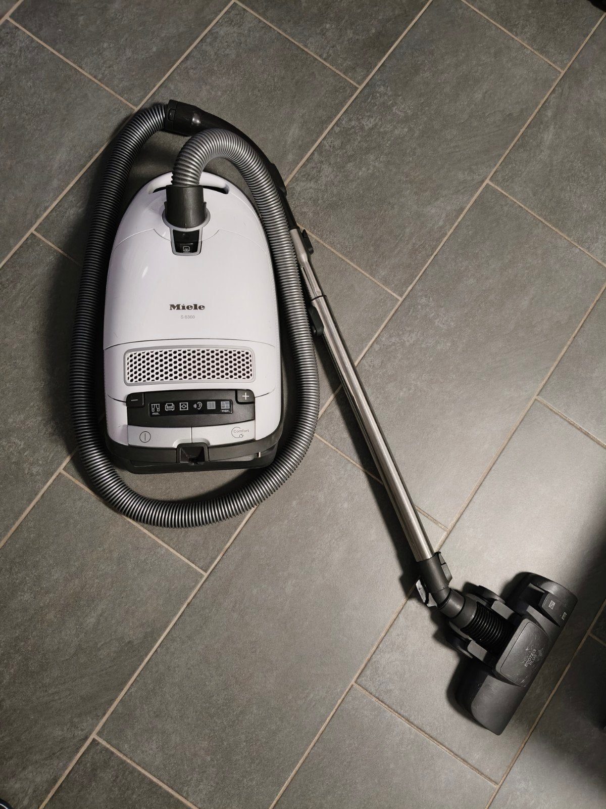 Miele S8360 Powerline stofzuiger met stofzak, Witgoed en Apparatuur, Stofzuigers, Stofzak, Gebruikt, Inclusief accessoires, Ophalen of Verzenden