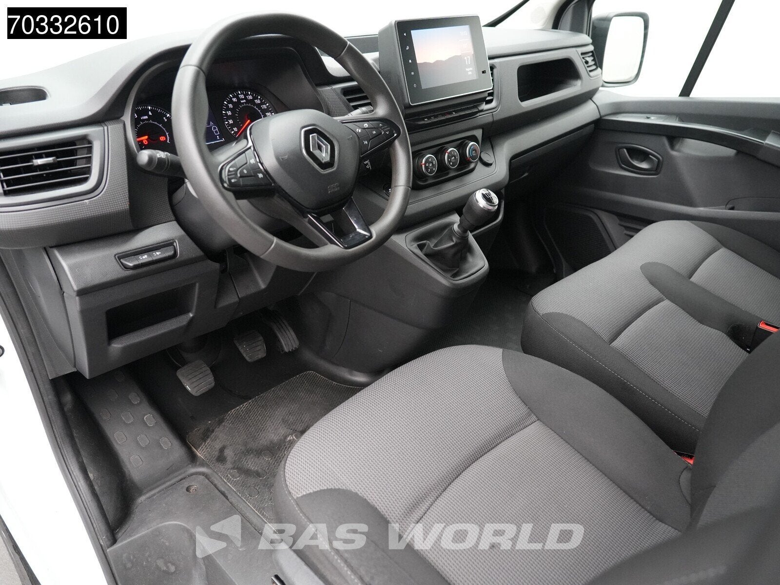 Renault Trafic 130pk L2H1 Navi Camera Airco Cruise L2 Airco, Auto's, Gebruikt, Euro 6, 4 cilinders, Renault