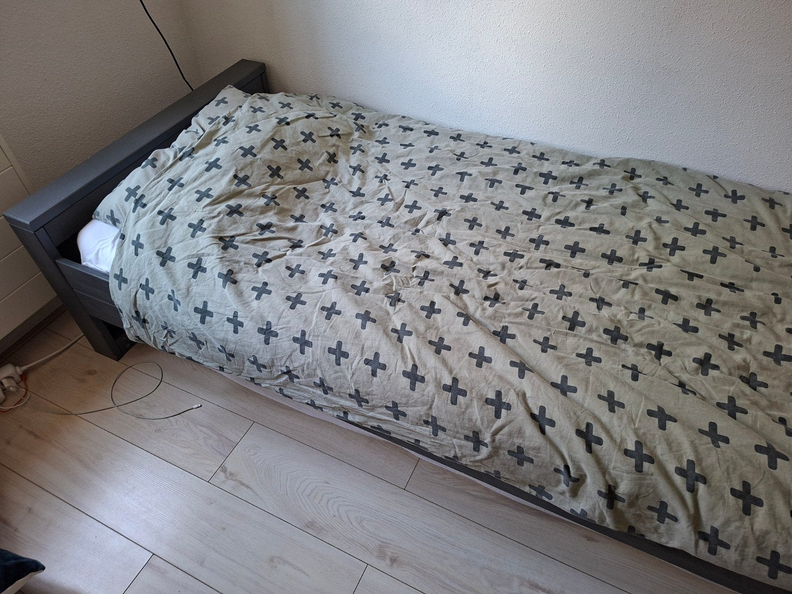 Houten eenpersoonsbed woood van Karwei 90x200 cm, Ophalen, Gebruikt, 90 cm, Eenpersoons