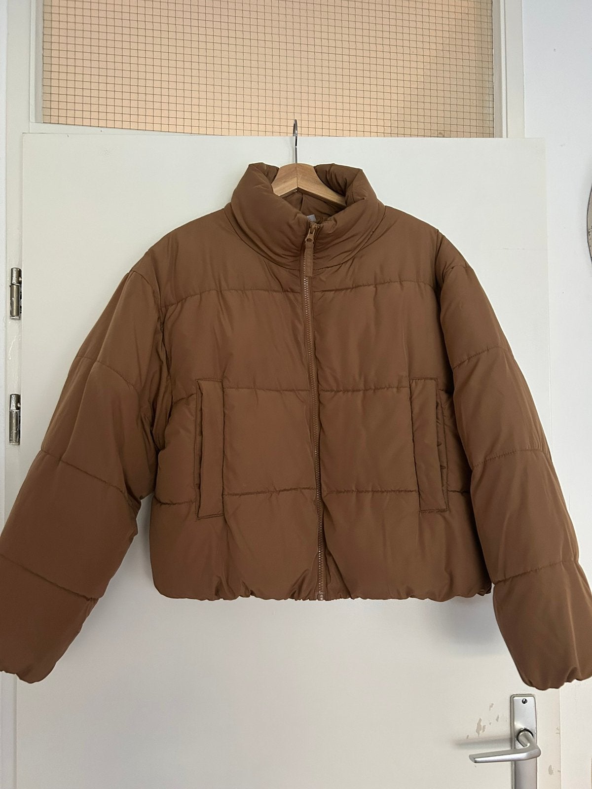 H&M Divided winterjas camel mt L, Ophalen of Verzenden, Zo goed als nieuw, Maat 42/44 (L), Bruin