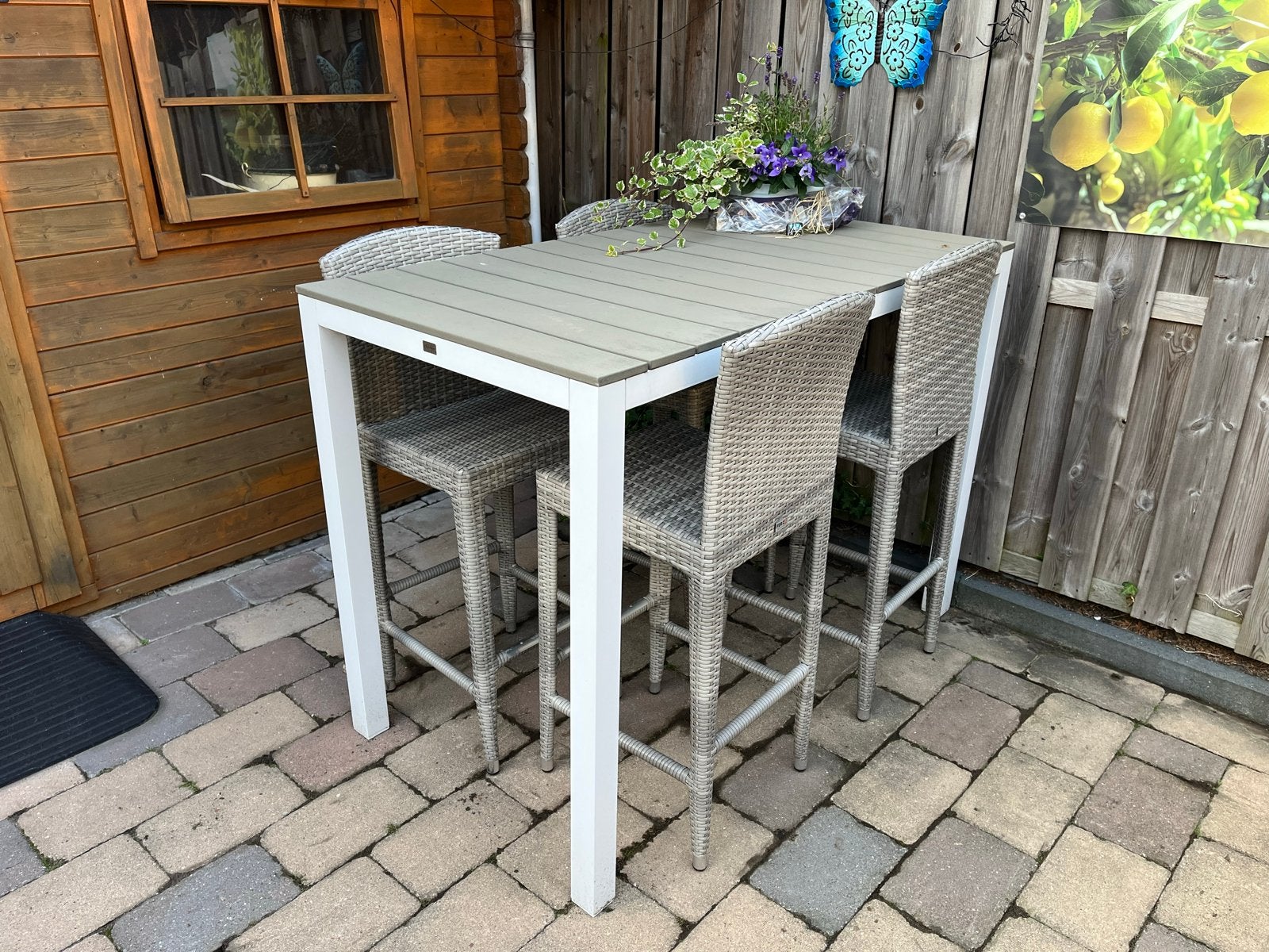 Bellagio Forza Furniture bartafel met 4 barkrukken, Tuin en Terras, Ophalen, 4 zitplaatsen, Gebruikt, Eettafel