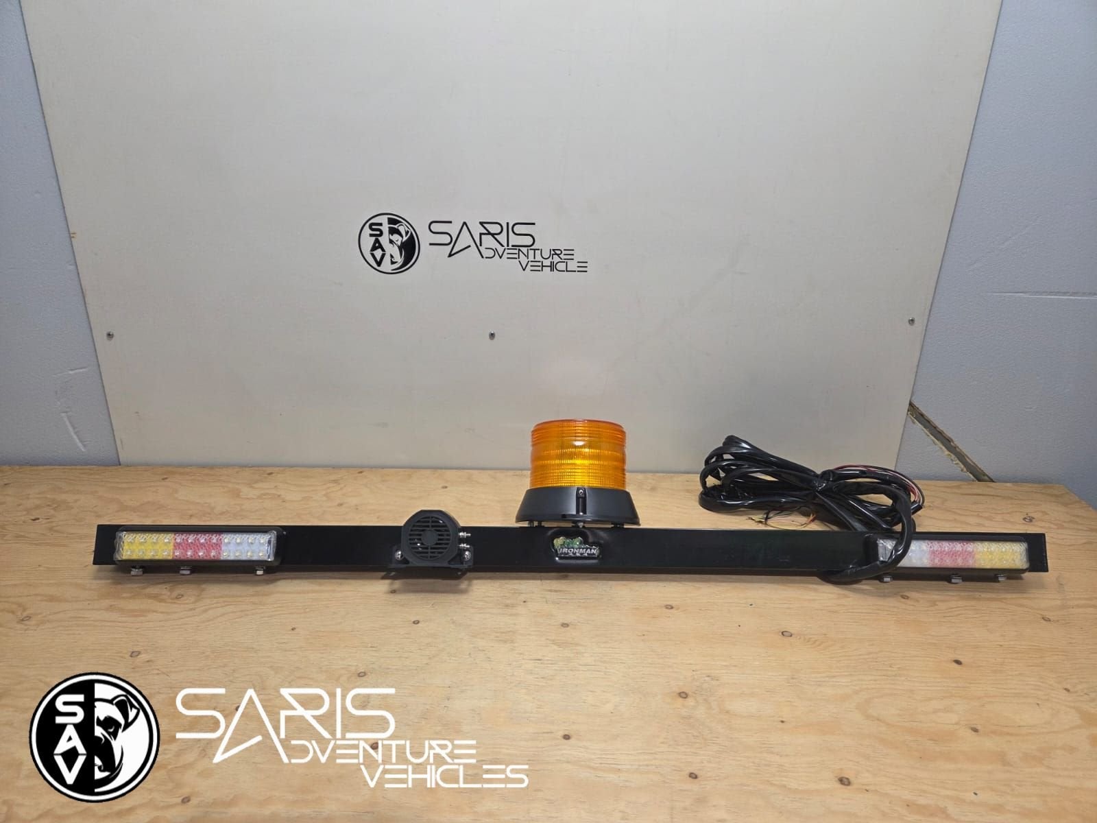 LED Light bar met zwaailicht en achteruitrijalarm, -, -, Nieuw, Ophalen of Verzenden