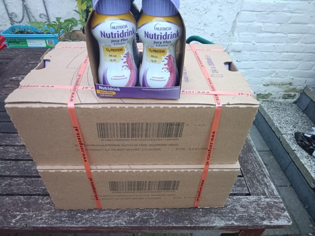 Nutricia Nutridrink Juicy Plus smaak framboos, Ophalen