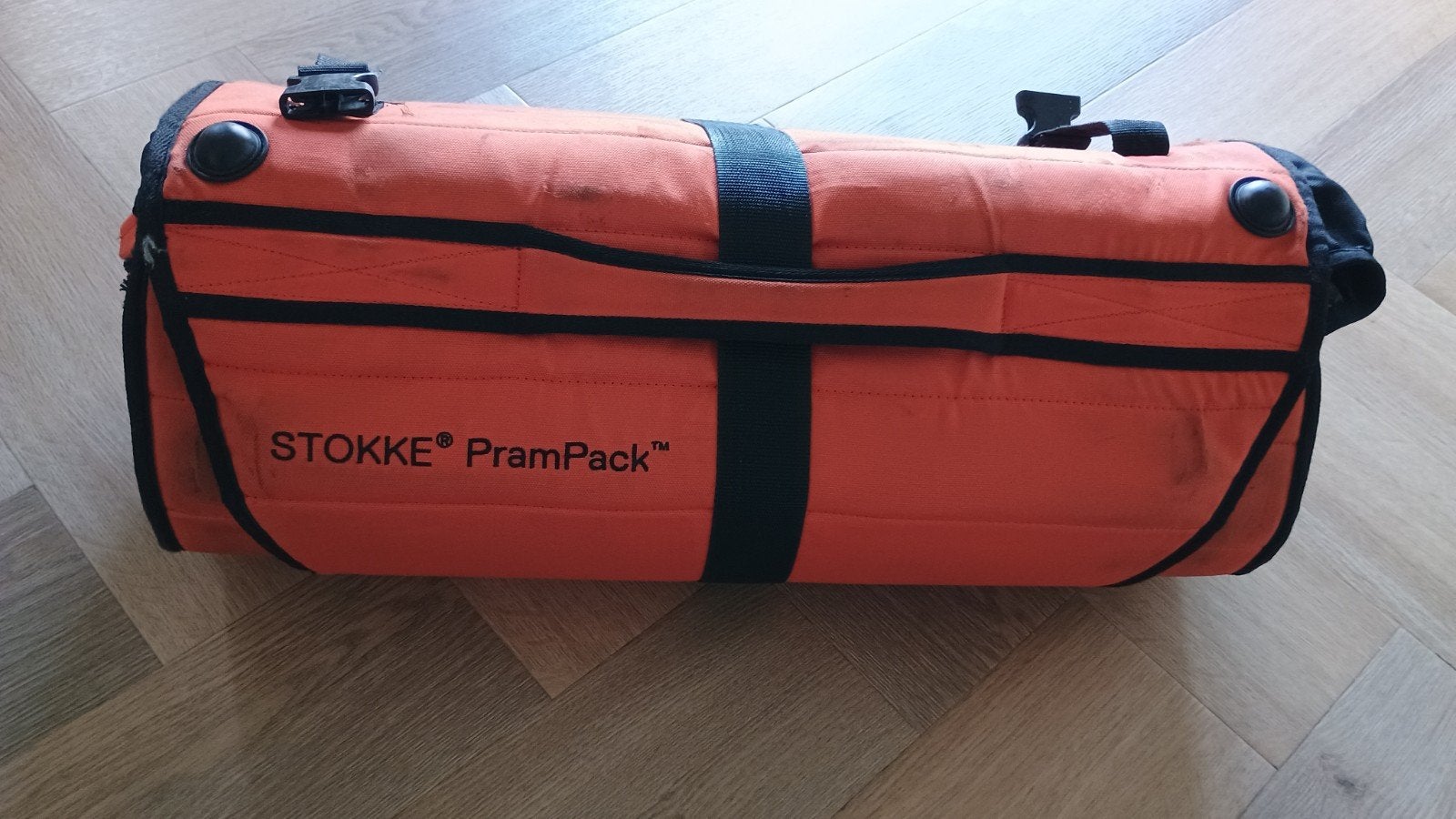 Prampack te huur, Ophalen