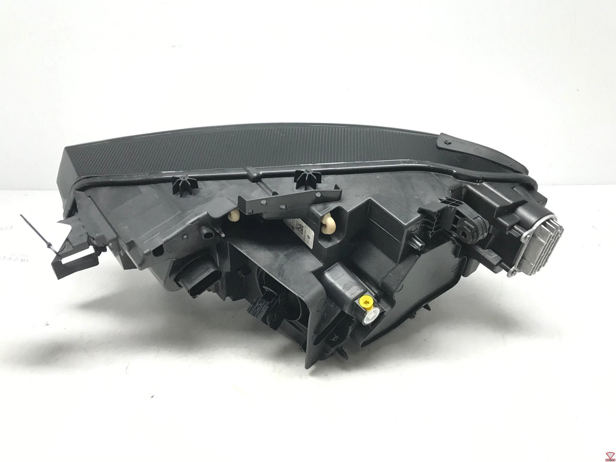VW ID.4 Vol LED IQ Light Koplamp Rechts 11B941036F, Auto-onderdelen, Gebruikt, Volkswagen, Volkswagen AG, Berliner Ring 2
38440  Wolfsburg, DE