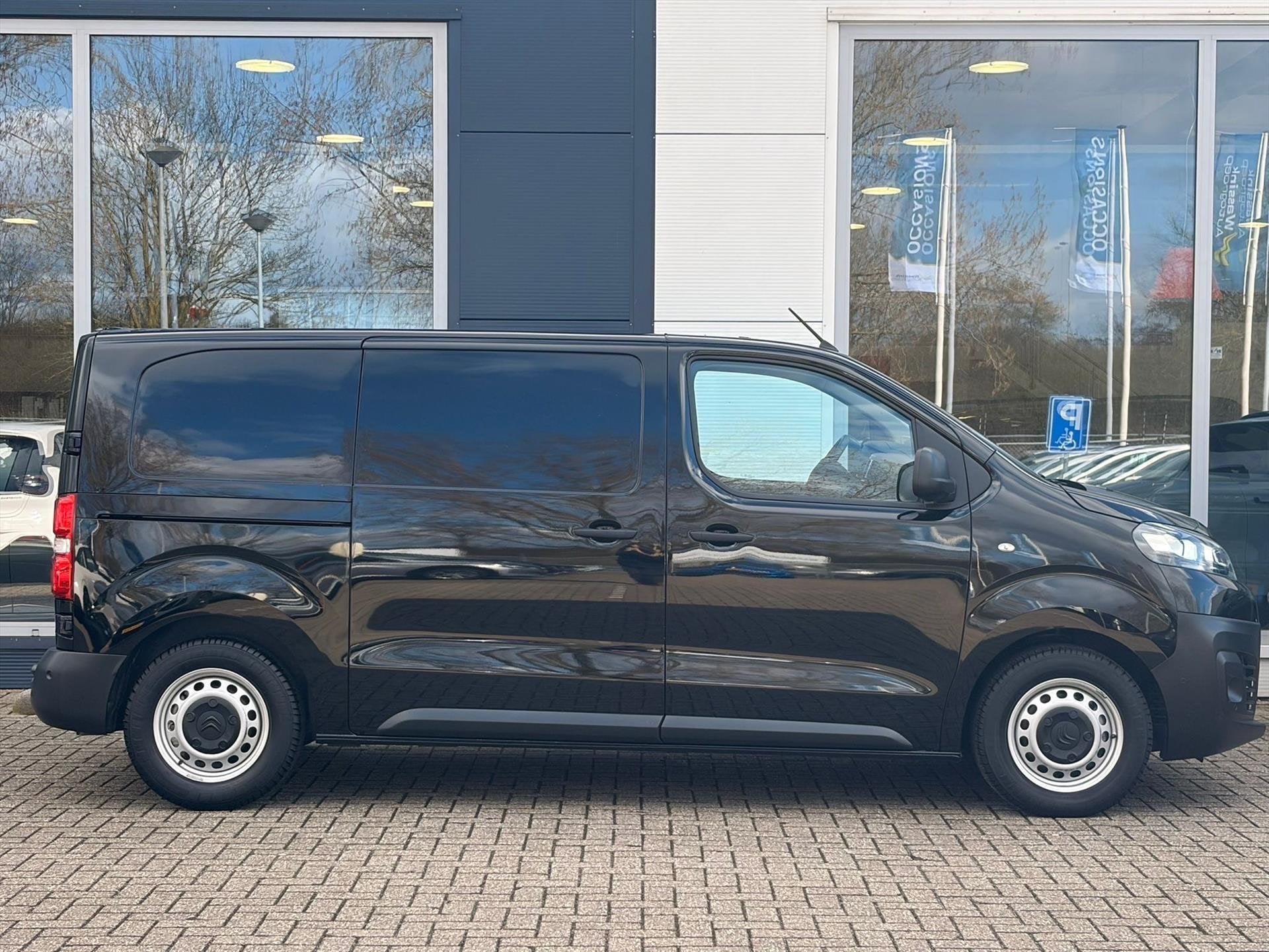 Citroën Jumpy GB M 2.0 BlueHDi 145PK 3-zits | Navigatie | M, Auto's, Stof, Gebruikt, 4 cilinders, Citroën