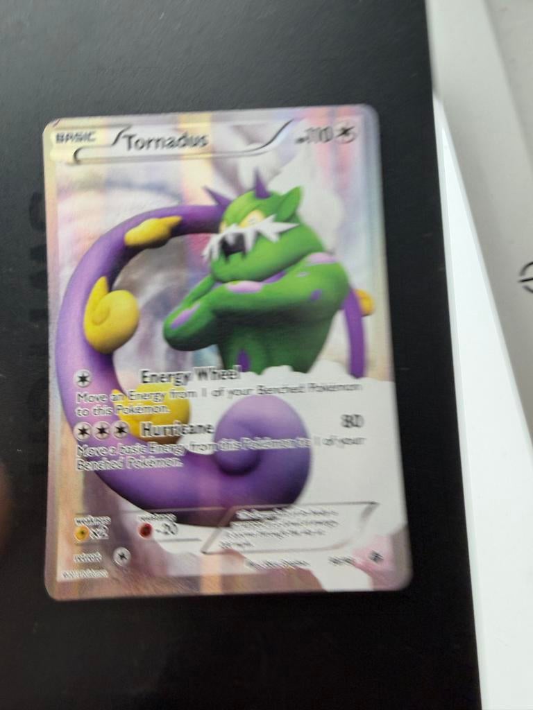 Tornadus Pokémon Kaart - Basic - Foil, Ophalen of Verzenden, Zo goed als nieuw, Losse kaart, Foil